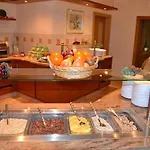 Jugendpension Muellauerhof Hostel