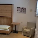 Jugendpension Muellauerhof Hostel