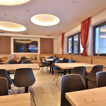 Jugendpension Muellauerhof Hostel Saalbach-Hinterglemm