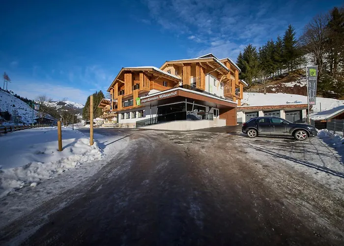 Jugendpension Muellauerhof Hostel *