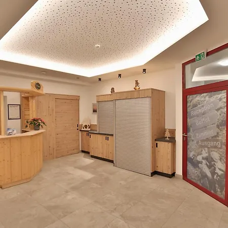 Jugendpension Müllauerhof * Saalbach-Hinterglemm